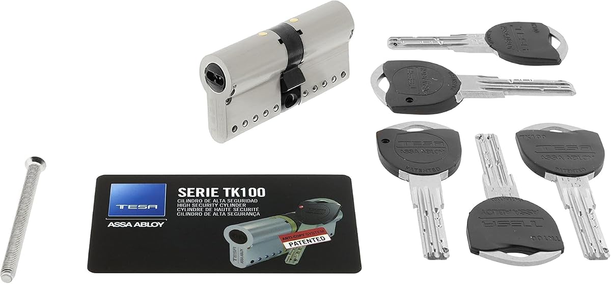 Fotografía técnica oficial de Tesa Assa Abloy, TK153030N, Cilindro de Alta Seguridad, TK100, Doble Embrague, Leva Larga - Vista frontal con fondo blanco