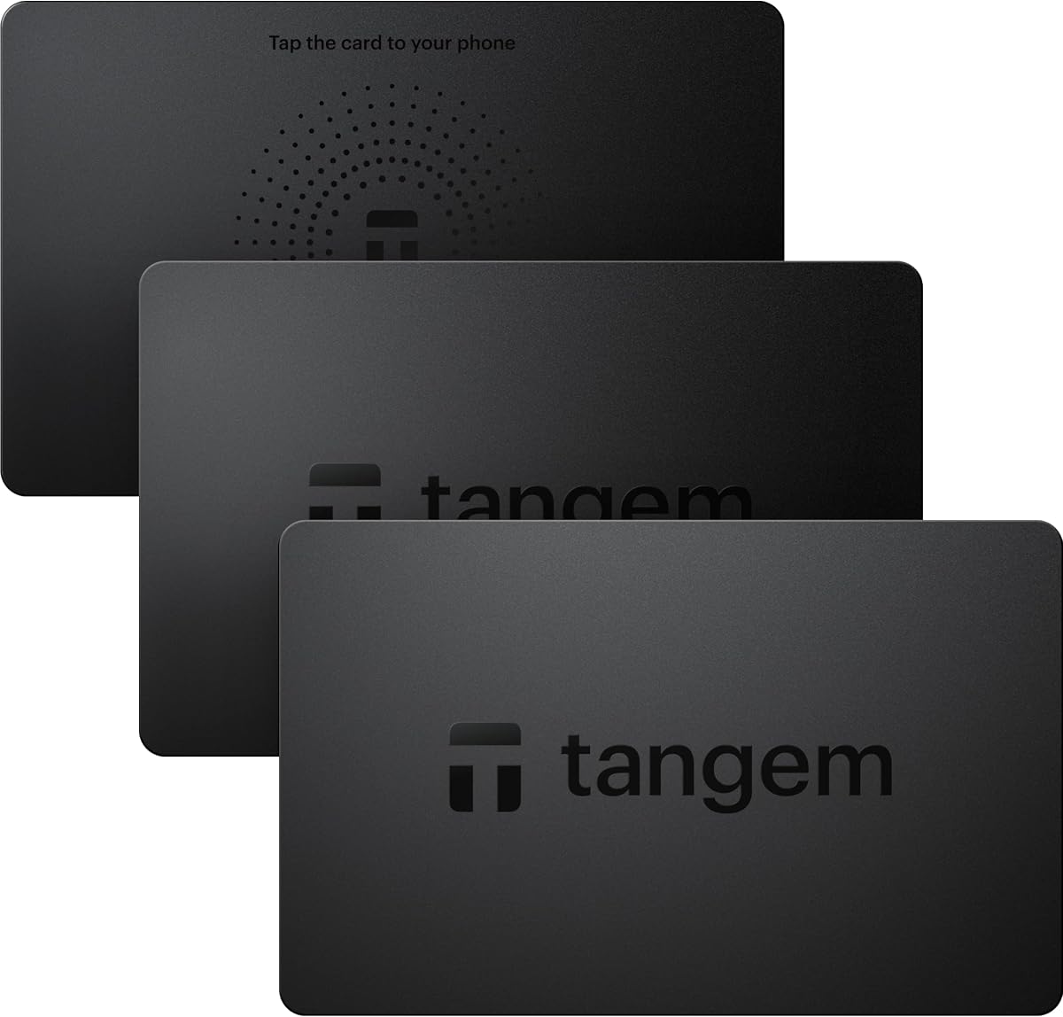 Fotografía técnica oficial de TANGEM Wallet 2.0 - Secure Crypto 3 Card Set Black - Vista frontal con fondo blanco
